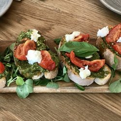 Assaggini - Bruschetta tomatoes mozzarella