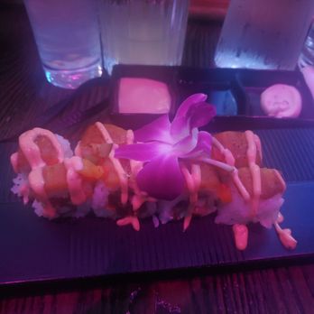 Bad Habits - Ay Carne - Lounges Near Me - Astoria, New York