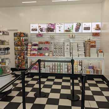 See's Candies - Halloween display - Chocolatiers & Shops Near Me - Huntington Beach, California See's Candies - Halloween display - Chocolatiers & Shops Near Me - Huntington Beach, California