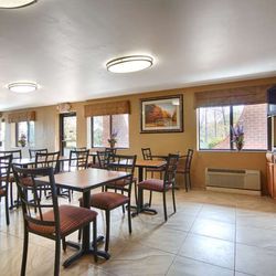 Best Western Princeton Manor Inn & Suites - Dining Area