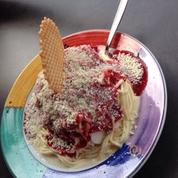 Eiscafé Monti - Großes Spaghetti Eis