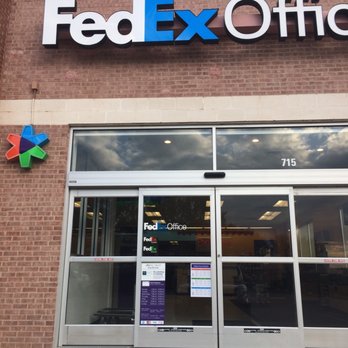 FEDEX OFFICE PRINT & SHIP CENTER - Updated December 2025 - 33
