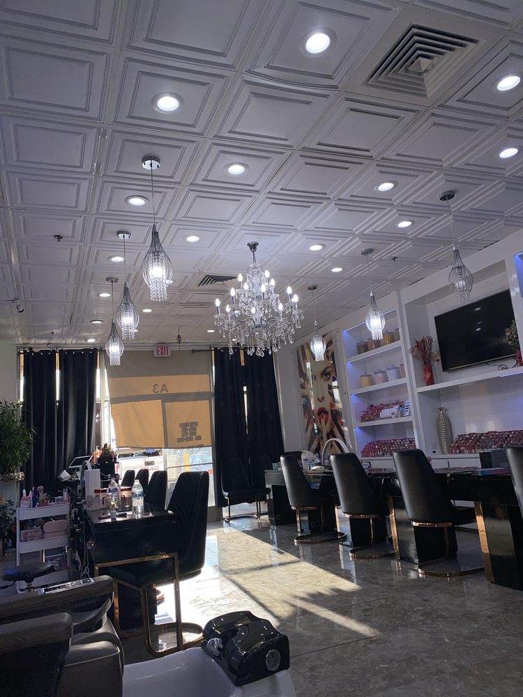 SIGNATURE SALON Updated August 2024 1440 Beaumont Ave, Beaumont