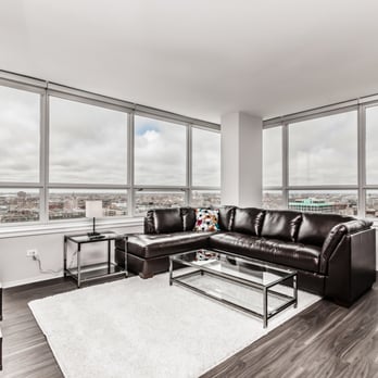 Pinnacle Furnished Suites - This large Arkadia 1 bedroom at 765 W. Adams offers a beautiful wrap around view - Apartments Near Me - Chicago, Illinois Pinnacle Furnished Suites - This large Arkadia 1 bedroom at 765 W. Adams offers a beautiful wrap around view - Apartments Near Me - Chicago, Illinois