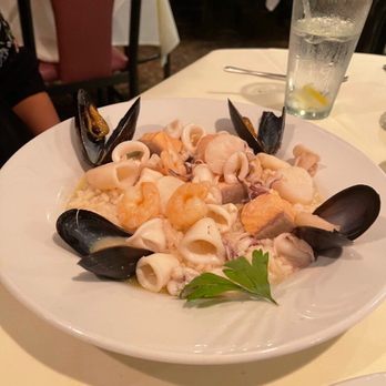 E & V Restaurant - Seafood risotto - Italian Near Me - Paterson, New Jersey