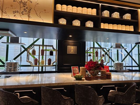 Li Yen 麗苑 by null