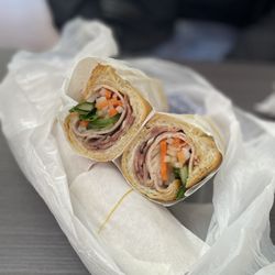 Banh Mi Ba Lee