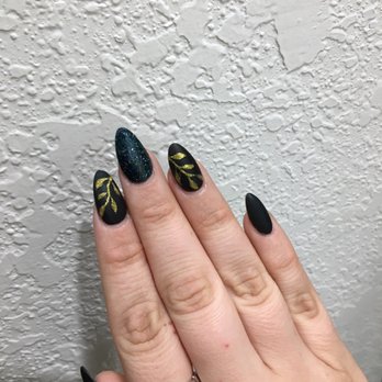 Garden Nails - Nail Salons Near Me - Kapolei, Hawaii