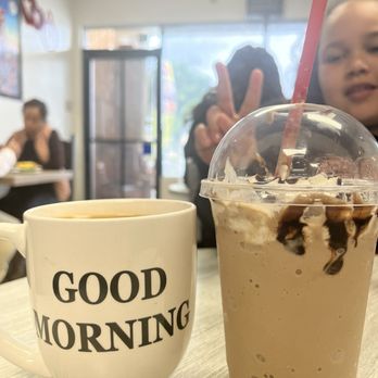 Chiroy's Cafe - Cafes Near Me - National City, California