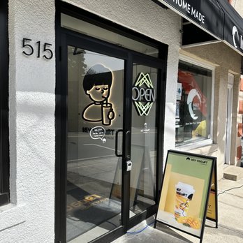 Hey Yogurt - Exterior - Desserts Near Me - Fort Lee, New Jersey