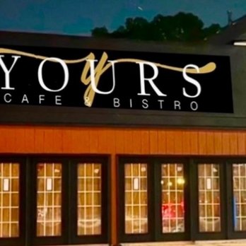 Yours Cafe and Bistro - Front of the restaurant - Breakfast & Brunch Near Me - Maywood, Illinois