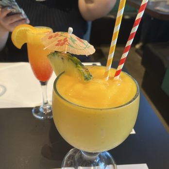 L’Avenue - Breakfast & Brunch Near Me - Toronto, Ontario