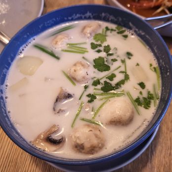 Bai Bua Thai Cuisine - Thai Near Me - Vancouver, British Columbia Bai Bua Thai Cuisine - Thai Near Me - Vancouver, British Columbia
