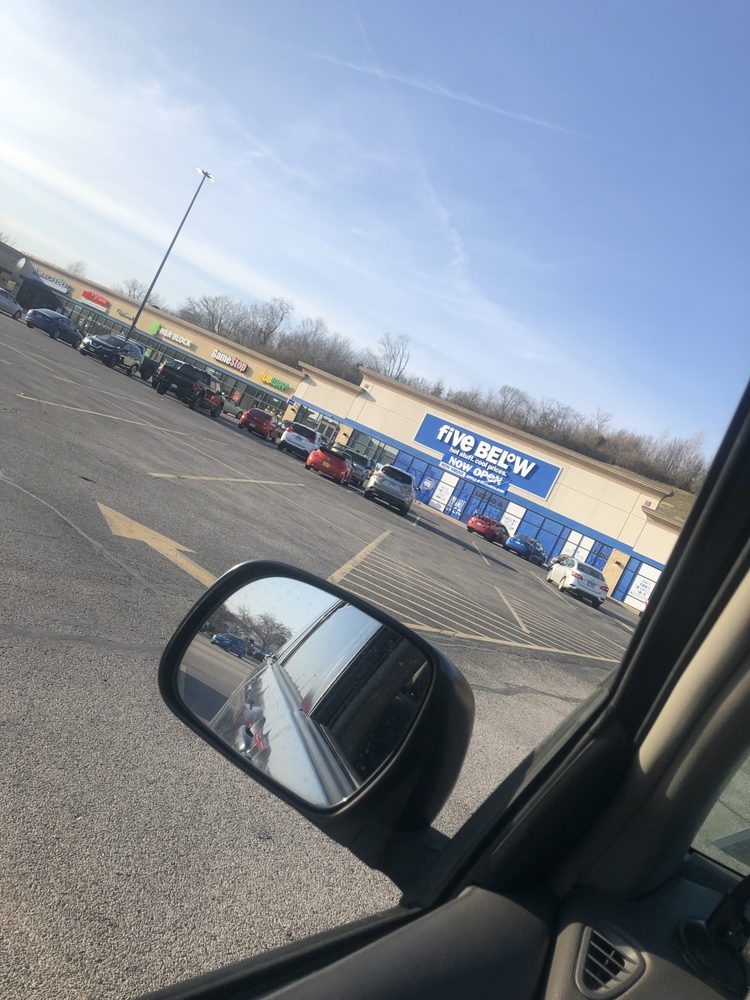 RELIABLE TAXI Updated October 2024 17 Photos 1005 Saint Clair Ave