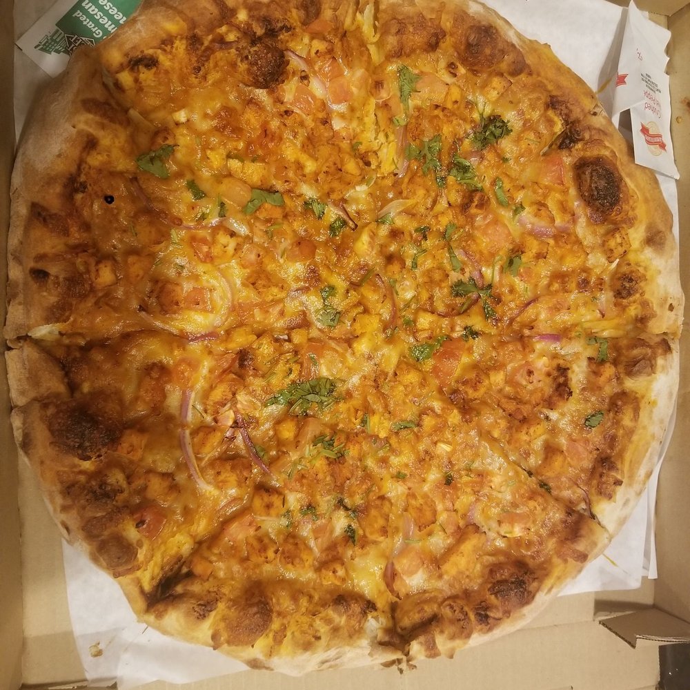 Butter Chicken Pizza