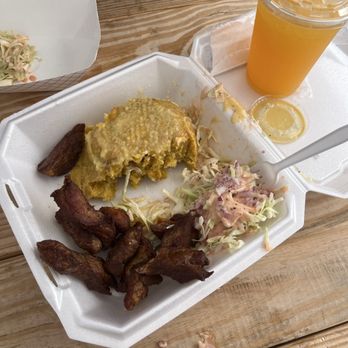El Patio De Los Domis - Todo está muy riquisimo e comido cosas variadas y les apruebo todo muy delicious - Dominican Near Me - Fort Pierce, Florida