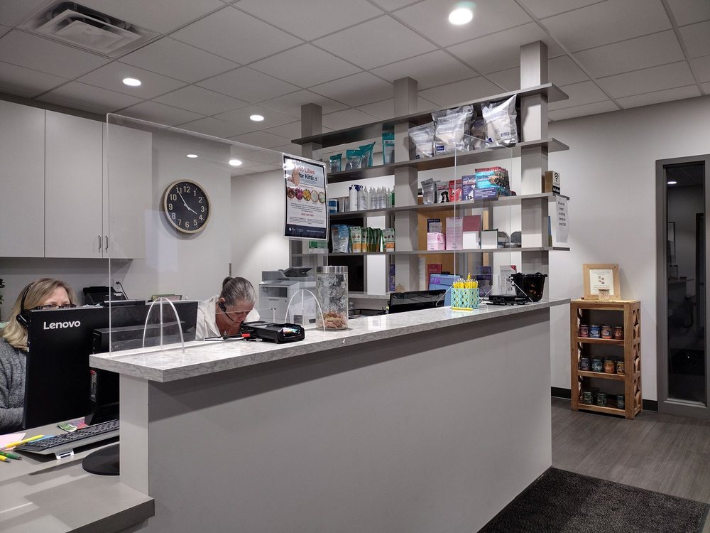 ST. FRANCIS VETERINARY CLINIC Updated September 2024 14 Photos & 14