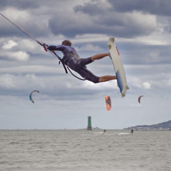 kitesurfing clontarf