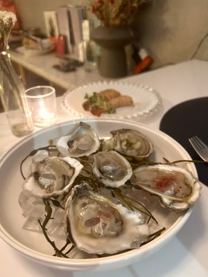 Pearl Street Restaurant by null