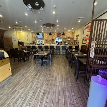 Dan Zai - Dining Room - Sushi Bars Near Me - Green Brook Township, New Jersey Dan Zai - Dining Room - Sushi Bars Near Me - Green Brook Township, New Jersey