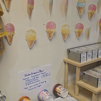 Howls and Meows Barkery - Dog Ice Cream Bar - Pet Stores Near Me - Lititz, Pennsylvania Howls and Meows Barkery - Dog Ice Cream Bar - Pet Stores Near Me - Lititz, Pennsylvania