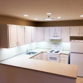 Pete's Formica Shop - CABINETS AND SOLID SURFACE COUNTER - Countertop Installation Near Me - Goleta, California Pete's Formica Shop - CABINETS AND SOLID SURFACE COUNTER - Countertop Installation Near Me - Goleta, California
