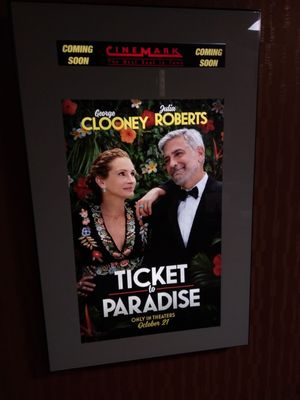 Cinemark Century North Hollywood and XD by null