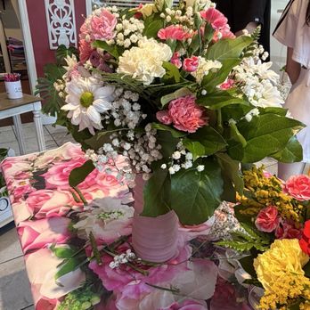 Santa Clara Fine Florals - My daughter's bouquet at the workshop - Florists Near Me - Santa Clara, California