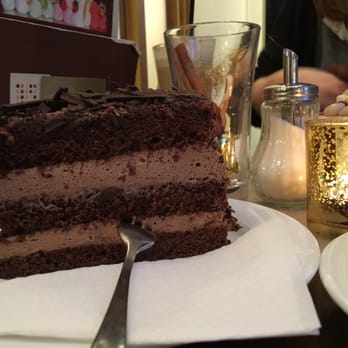 Cafe Lauterbach - Schokolade-Trüffel-Torte - Cafes Near Me - Cottbus, BB