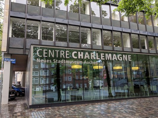 Centre Charlemagne by null