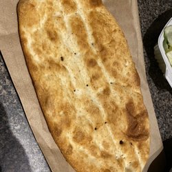 Mezbaan Restaurant - Vaziri kabob plate - naan