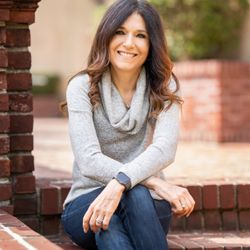 Michele Targovnik - Daniel Gale Sotheby's International Realty - Local Real Estate Realtor
Focused on Results