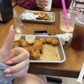 Burger 21 - Carrollwood - My yummy food - Burgers Near Me - Tampa, Florida