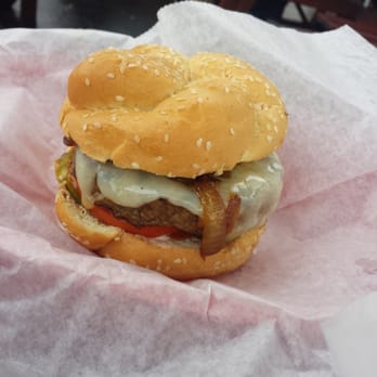 Paradise Pup - Delicious - Fast Food Near Me - Des Plaines, Illinois Paradise Pup - Delicious - Fast Food Near Me - Des Plaines, Illinois