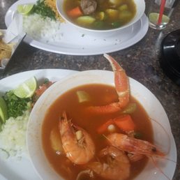 Caldo De Rez