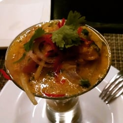 Inka - Ceviche de salmao com ervas.