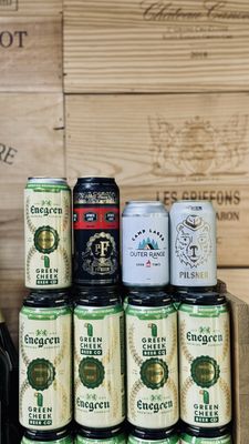 West view bottle apostle by null