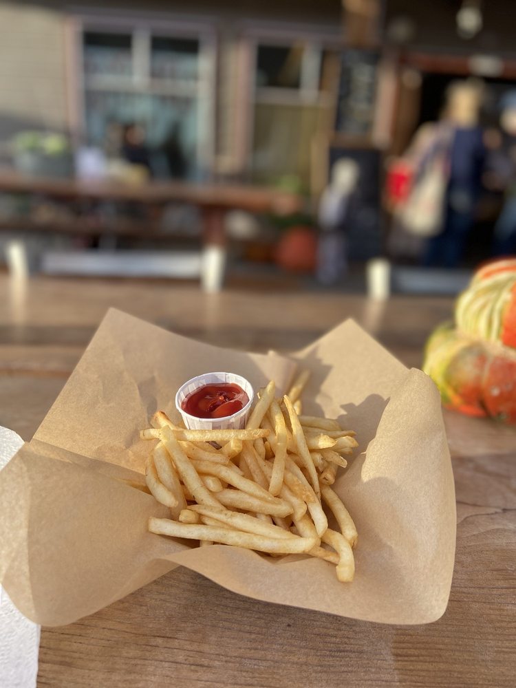 HOOK’D BAR AND GRILL Updated September 2024 146 Photos & 104