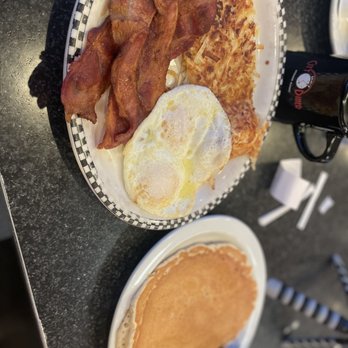 Sami’s City Diner - Pancakes, eggs, bacon, hash browns - Diners Near Me - Anchorage, Alaska Sami’s City Diner - Pancakes, eggs, bacon, hash browns - Diners Near Me - Anchorage, Alaska