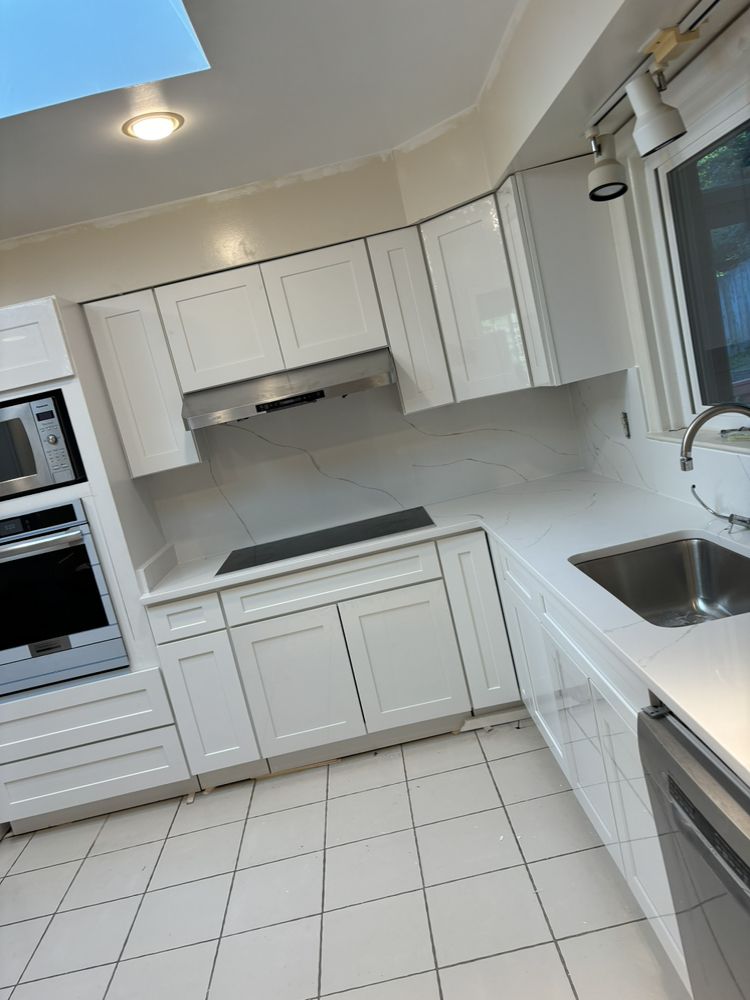 Slide of Luxury Kitchen Granite Top