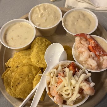 Gilbert's Chowder House - Chowder sampler - Seafood Near Me - Portland, Maine Gilbert's Chowder House - Chowder sampler - Seafood Near Me - Portland, Maine