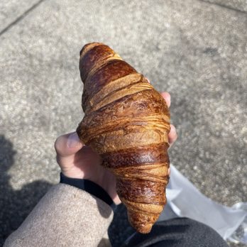 Balancero - Croissant - Coffee & Tea Near Me - Astoria, New York Balancero - Croissant - Coffee & Tea Near Me - Astoria, New York
