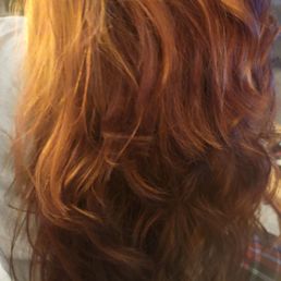 Red with copper highlights Red with copper highlights