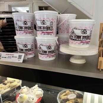Mortensen's Danish Bakery - Bakeries Near Me - Solvang, California