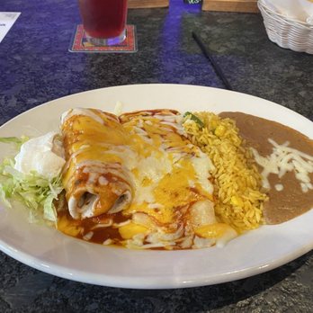 Cacique - Plato Maya - Spanish Near Me - Frederick, Maryland