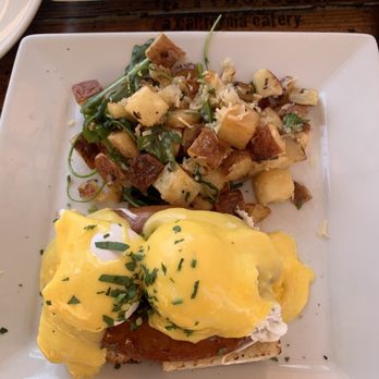 Fig Tree Cafe - Eggs Benedict - Breakfast & Brunch Near Me - San Diego, California Fig Tree Cafe - Eggs Benedict - Breakfast & Brunch Near Me - San Diego, California
