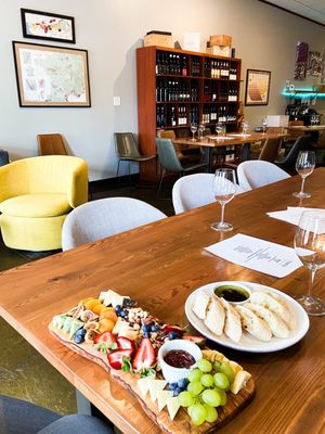 Tinto Wine & Cheese Chesapeake by null