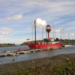 Daft Eddy's - Lightship and scenery