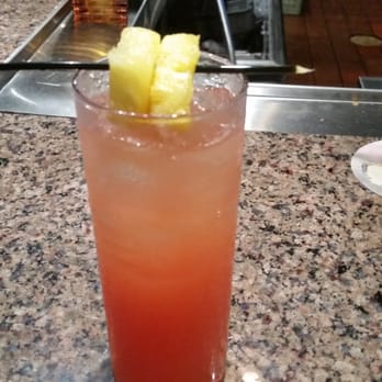 Bahama Breeze - Curly tail. Where is my lizard? - Bars Near Me - Miami, Florida