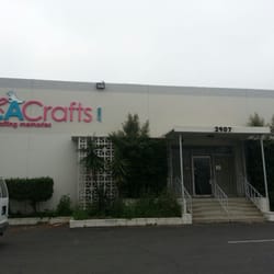 LACrafts - Showroom entrance